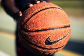 开云体育APP下载-班凯罗爆发证实力，国王硬仗克老鹰