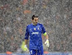 开云体育入口-不止胜负！尼克斯vs上海，这场唯一对决如何成为篮球文明的渡口？