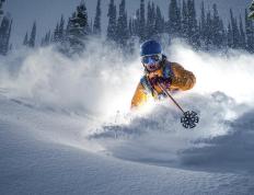 开云体育在线-风暴席卷东方赛场！费城76人全面压制深圳队，贝恩成全场焦点灯塔