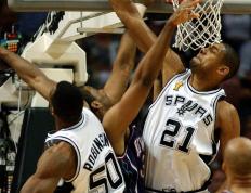 开云体育平台APP-关于伯恩茅斯攻击难以突破，战术调整势在必行的信息