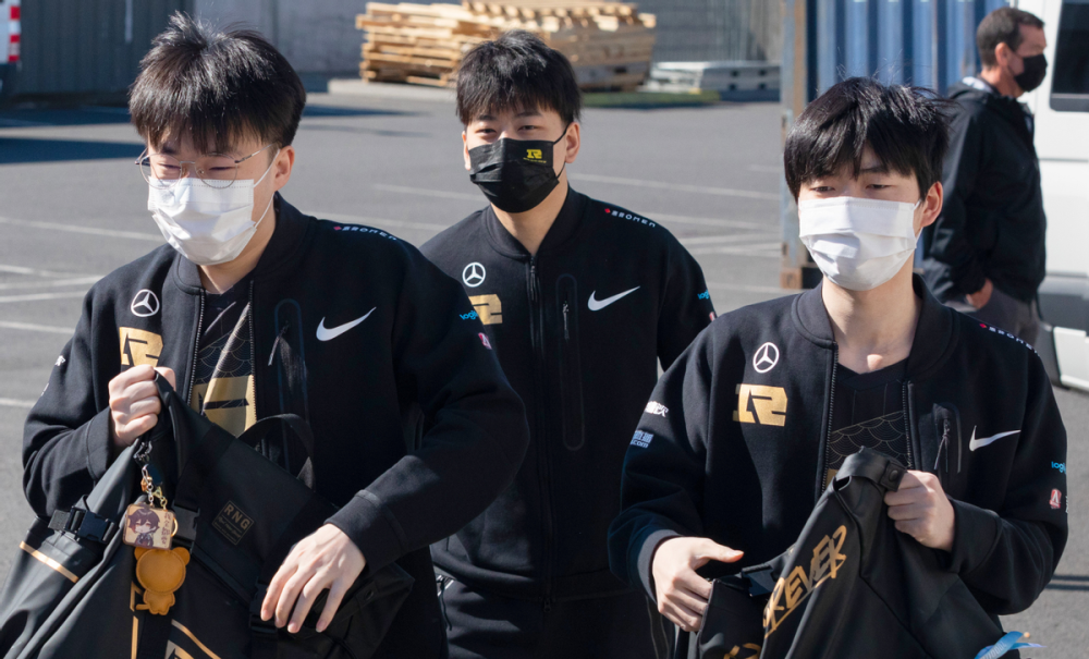 开云体育app-C9碾压T1，Zeus拿下关键大龙顶尖较量淘汰赛，技惊四座的简单介绍