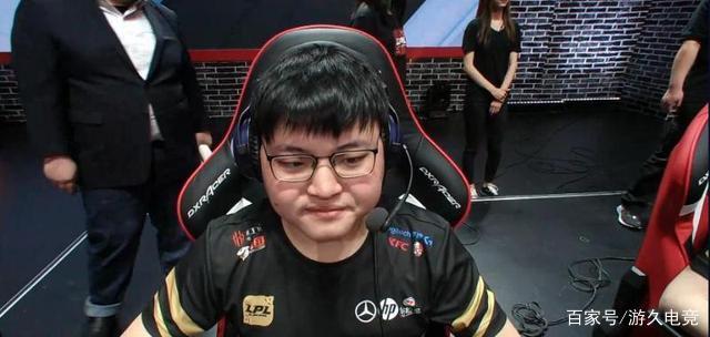 开云体育-FLY血洗SHR，Crisp线上压制力十足峡谷大战小组赛，锁定晋级资格的简单介绍