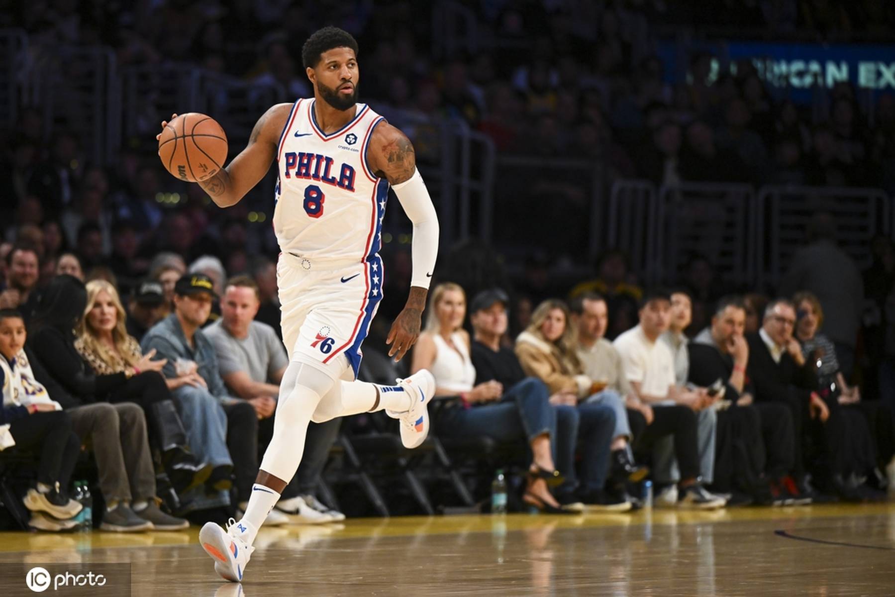 开云官方app入口-NBA赛季:猛龙队引进乔治,冲击下赛季总冠军