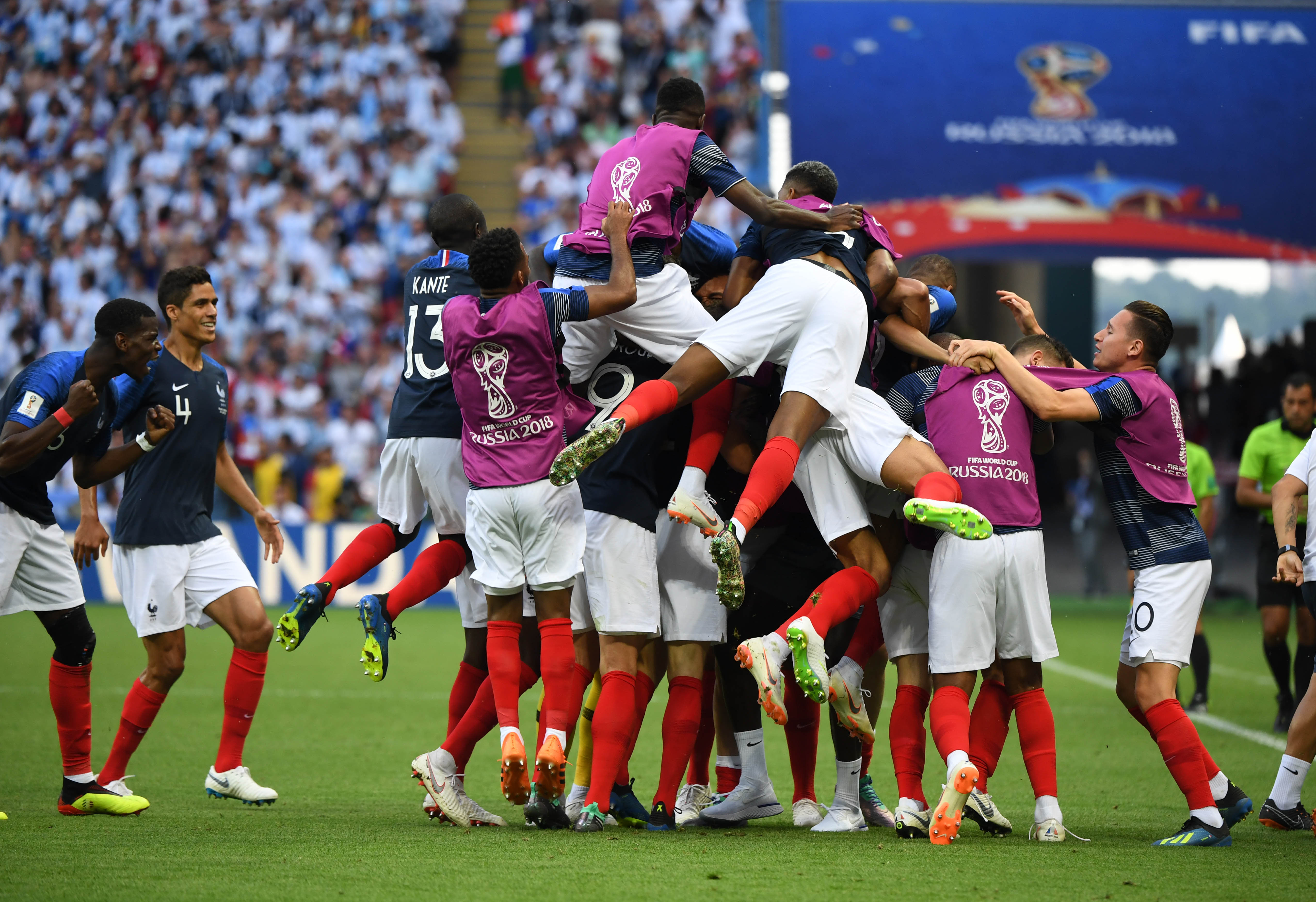 开云体育平台APP-精彩瞬间回放联赛球员技艺展现