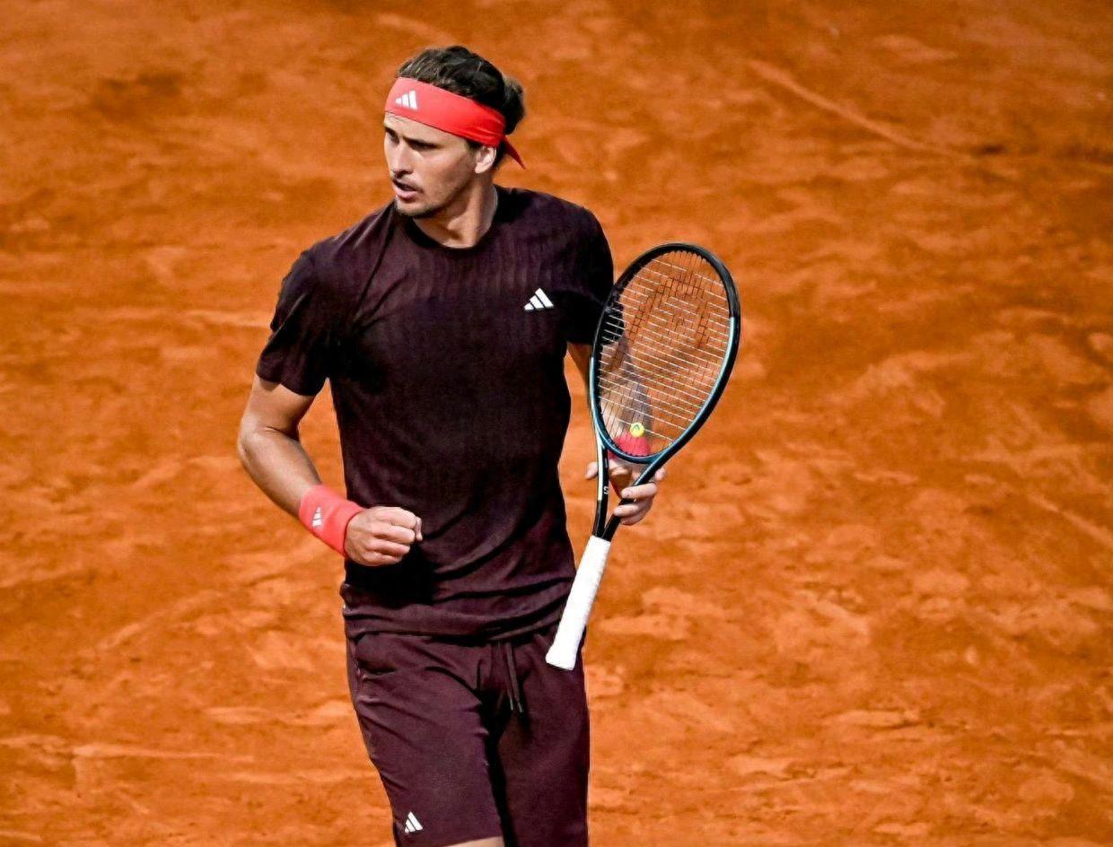 开云平台-年终总决赛碾压法网,兹维列夫扛起全队的简单介绍