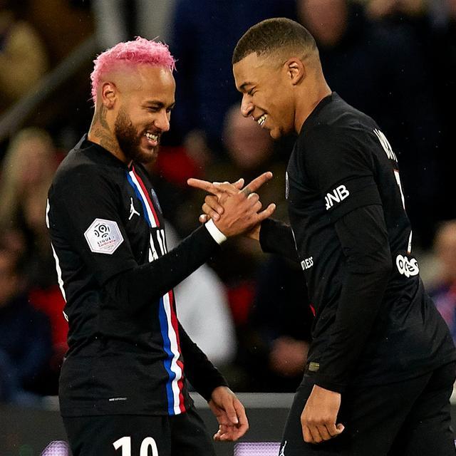 开云体育app-包含巴黎轻取德国，戈麦斯统治全场的词条